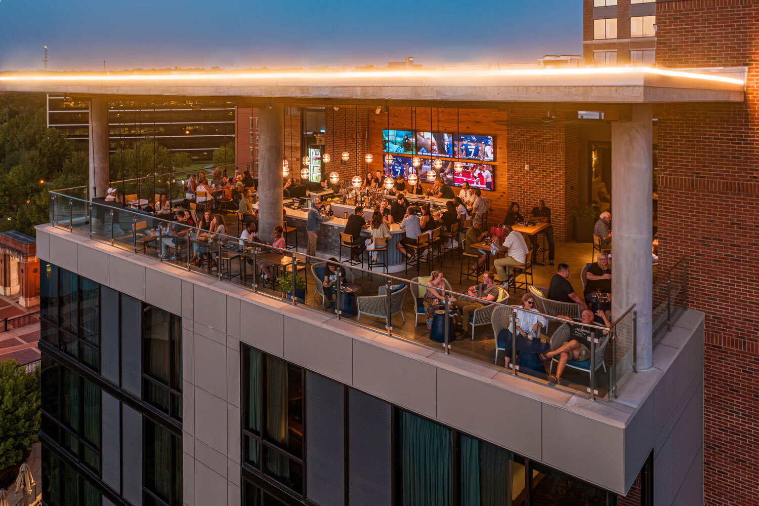 Eighteen85 Rooftop Bar at Hotel Indigo